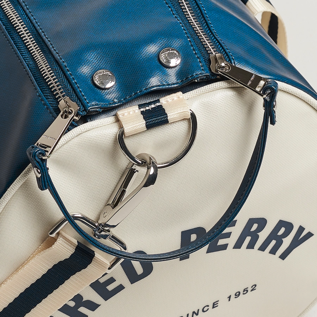 Fred Perry Classic Barrel Bag Navy blue